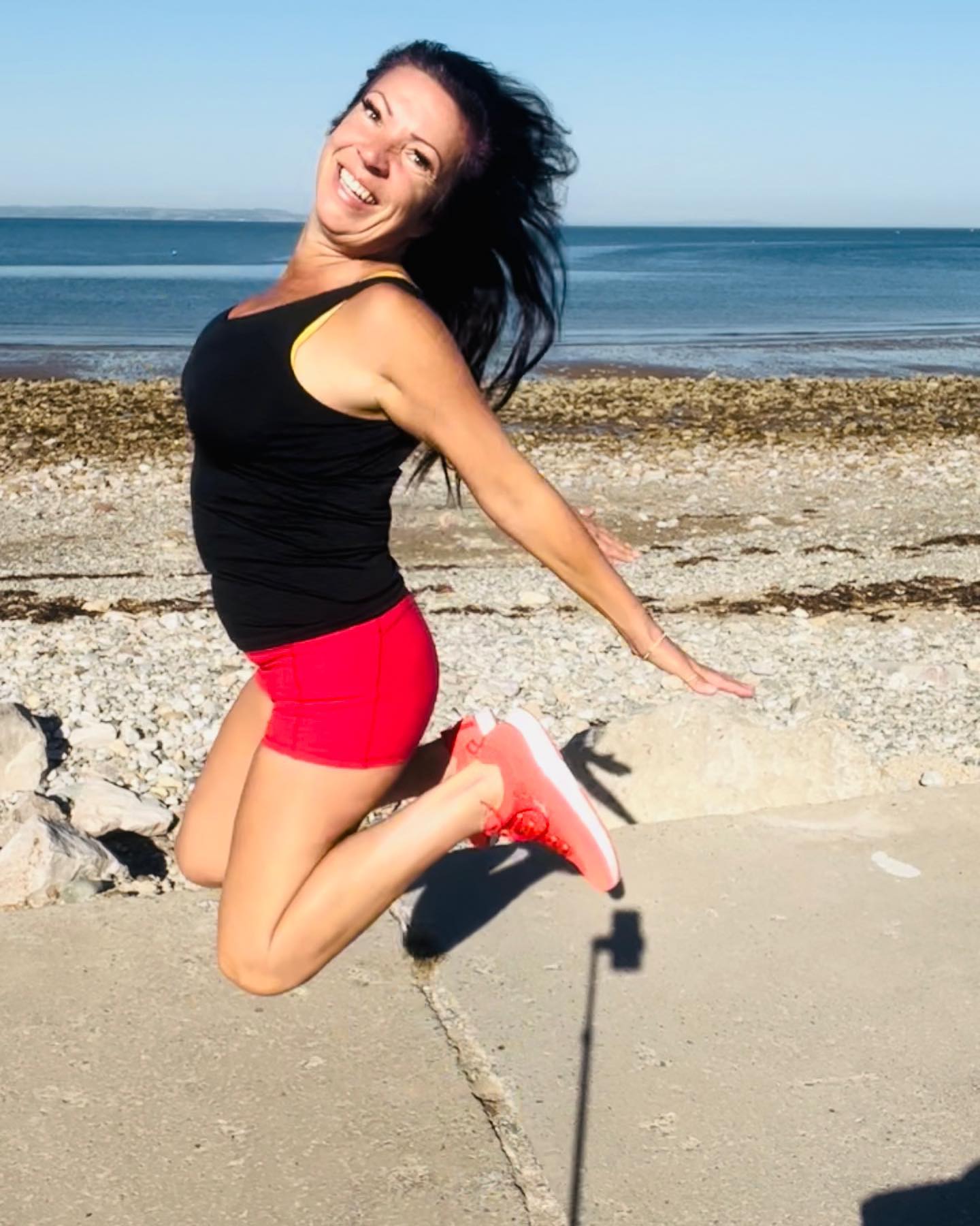 Having fun on the beach filming this mornings workout and taking pics.  I love being outside in the sunshine right next to the Ocean. #ocean #sea #onlineworkouts #ladiesonlineworkouts